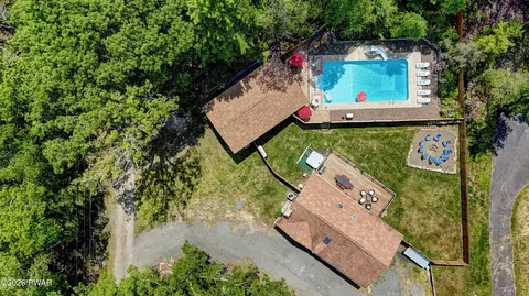 Exterior - 103 E Beaver Dam Rd, Tafton, PA 18464 photo 10 of 25