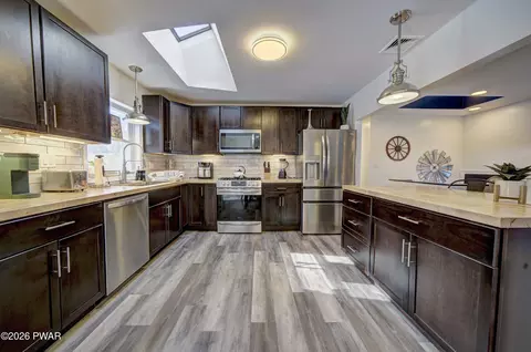 Kitchen - 103 E Beaver Dam Rd, Tafton, PA 18464 photo 1 of 4