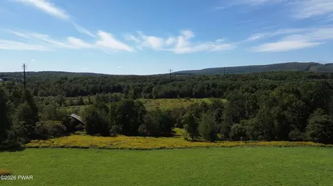 0 Mid Valley Rd, Lake Ariel, PA 18436