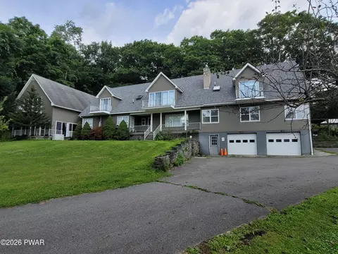 1059 Shady Ln, Honesdale, PA 18431