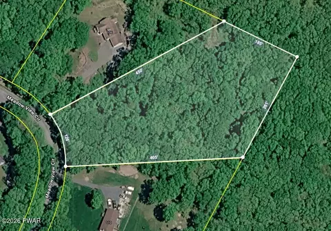 Meadowview Circle, Shohola, PA 18458