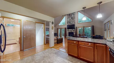 Entry Way - 187 Skyview Rd, Dingmans Ferry, PA 18328 photo 2 of 6