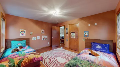Bedroom - 187 Skyview Rd, Dingmans Ferry, PA 18328 photo 5 of 7