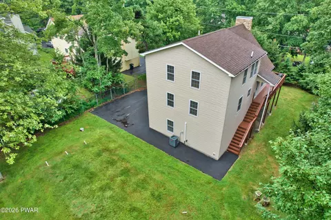 View/Area - 187 Skyview Rd, Dingmans Ferry, PA 18328 photo 1 of 2