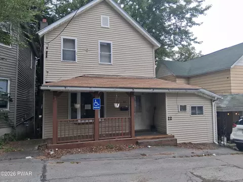 22 Rock St, Carbondale, PA 18407