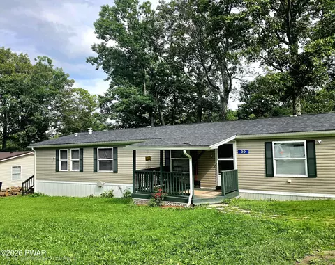 20 Hi View Ter, Jefferson Township, PA 18436