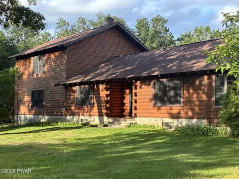 121 Shale Ridge Rd, Milford, PA 18337