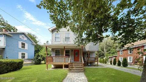 311 Water St, Milford, PA 18337