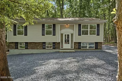 5609 Cub Ln, East Stroudsburg, PA 18302