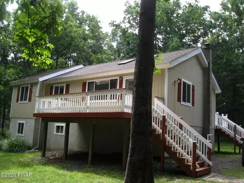 171 Deer Run Rd, Hawley, PA 18428