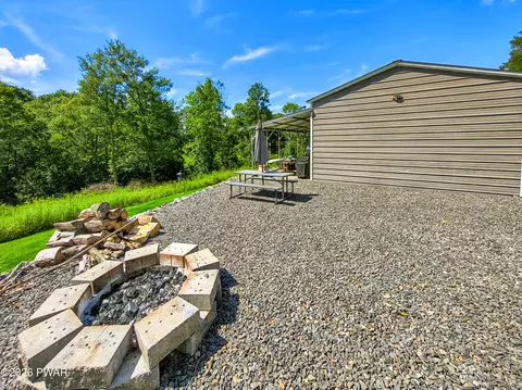 Exterior - 456 Apache Dr, Shickshinny, PA 18655 photo 8 of 13