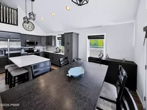 Kitchen - 456 Apache Dr, Shickshinny, PA 18655 photo 2 of 5