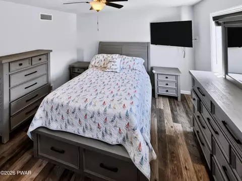Bedroom - 456 Apache Dr, Shickshinny, PA 18655 photo 2 of 5