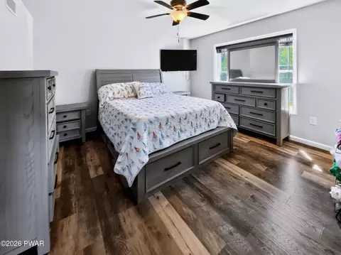 Bedroom - 456 Apache Dr, Shickshinny, PA 18655 photo 1 of 5