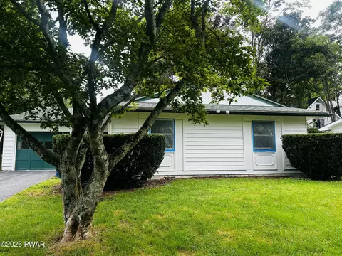 213 E Catherine St, Milford, PA 18337