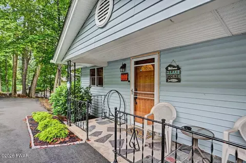 Exterior - 135 Outer Dr, Dingmans Ferry, PA 18328 photo 7 of 18