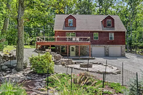 103 Owl Ct, Lackawaxen, PA 18435