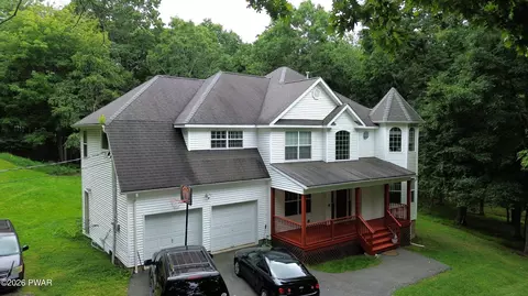 110 Plum Ln, Milford, PA 18337