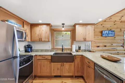 Kitchen - 192 Marcel Dr, Dingmans Ferry, PA 18328 photo 3 of 4