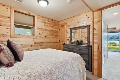 Bedroom - 192 Marcel Dr, Dingmans Ferry, PA 18328 photo 4 of 6