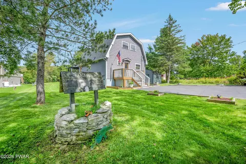 185 S Fairway Dr, Lake Ariel, PA 18436