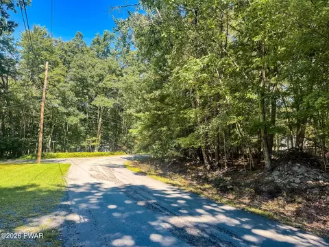 lot S 3 4 Woodledge Hills Dr, Hawley, PA 18428