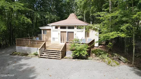 104 Hickory Ln, Lords Valley, PA 18428