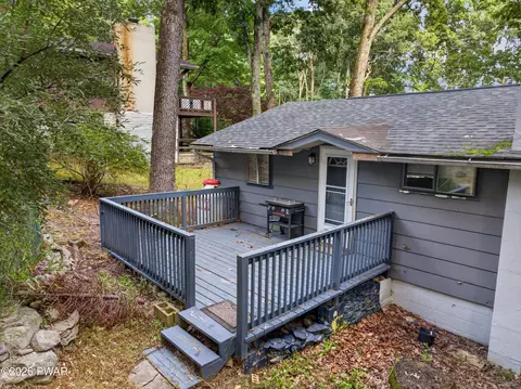 Exterior - 173 Outer Dr, Dingmans Ferry, PA 18328 photo 7 of 9