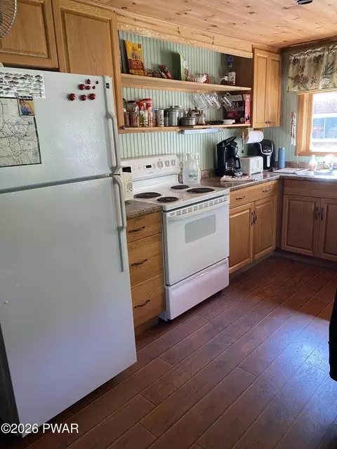 Kitchen - 104 Mark Ln, Paupack, PA 18451 photo 1 of 1