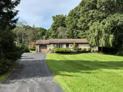 107 Mott Rd, Beach Lake, PA 18405