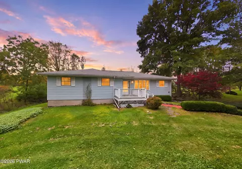 154 Schoolhouse Rd, Honesdale, PA 18431