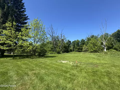 Wash Road, Waymart, PA 18472
