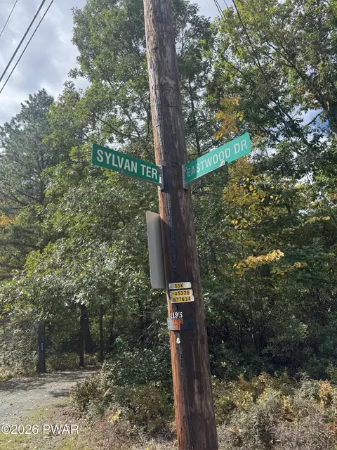 Eastwood Drive, Shohola, PA 18458