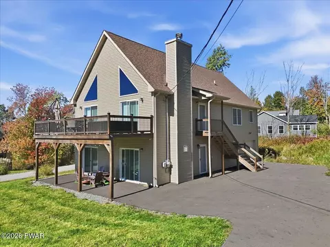 78 Grandview Dr, Lake Ariel, PA 18436