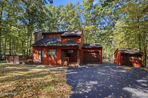 800 Cedar Ct, Lords Valley, PA 18428