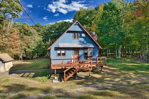 243 Sunrise Dr, Milford, PA 18337