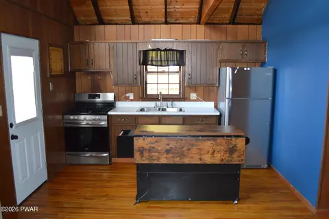 Kitchen - 1095 Westside Dr, Newfoundland, PA 18445 photo 1 of 1