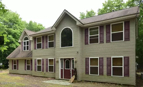 244 Tenawa Rd, Albrightsville, PA 18210