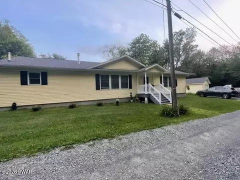 358 Lake Lorain Rd, Poyntelle, PA 18454