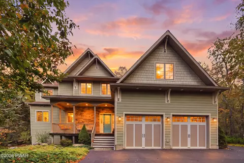88 Lakeview Timbers Dr, Gouldsboro, PA 18424