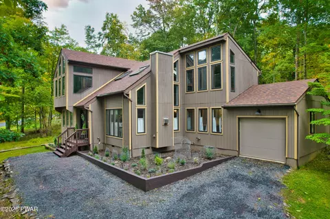 2103 Wilderland Rd, Tamiment, PA 18371