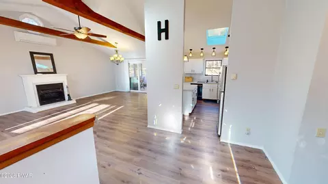 101 Morgan Ct, Milford, PA 18337