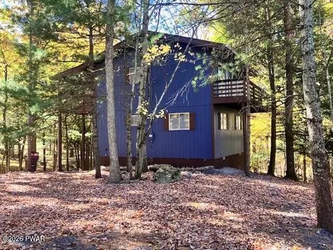 107 Redwood Rd, Milford, PA 18337