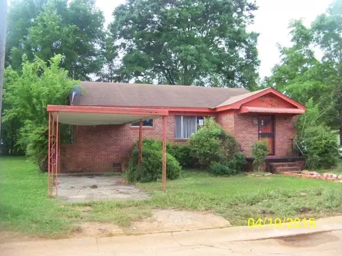 1152 Mcconkey St, Laurel, MS 39440 photo 1
