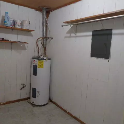 128 Cut Off Rd, Collins, MS 39428 photo 11
