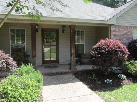 10 Trystan Dr, Petal, MS 39465 photo 2