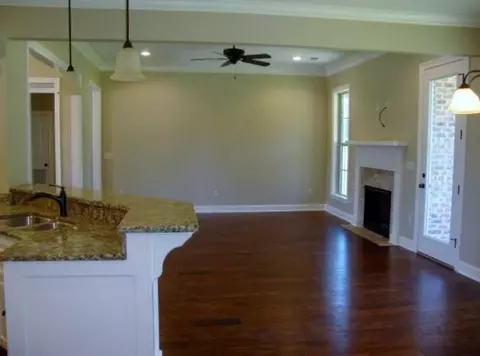 9 E Crockett, Sumrall, MS 39482 photo 16
