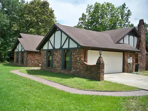 1301 Springhill Rd, Laurel, MS 39443 photo 4