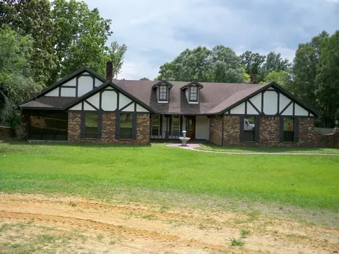 1301 Springhill Rd, Laurel, MS 39443 photo 3