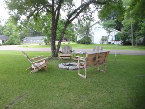 207 S Second St, Collins, MS 39428 photo 18
